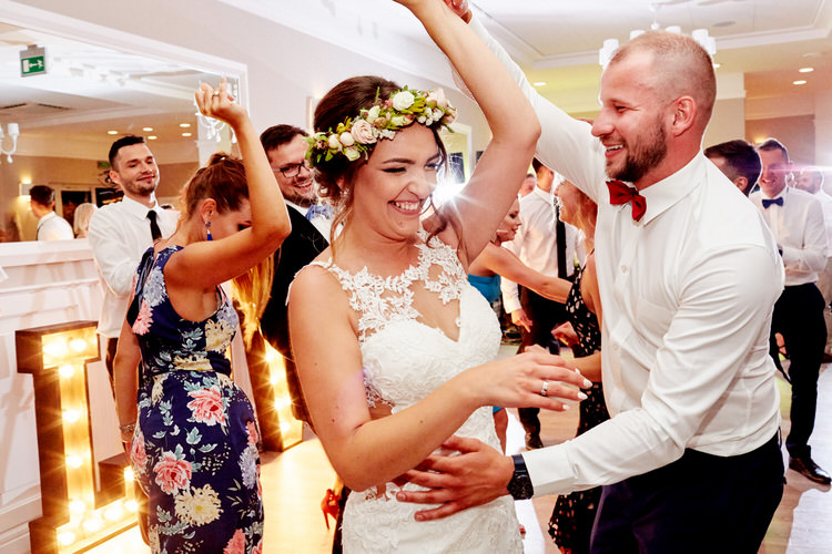 biała przystań dj na weselu